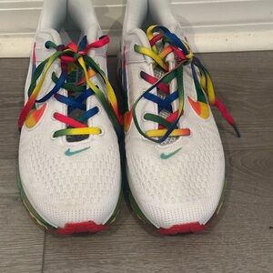 Nike air Max 2020  defeated edition Rainbow size 8.5  excellent condition